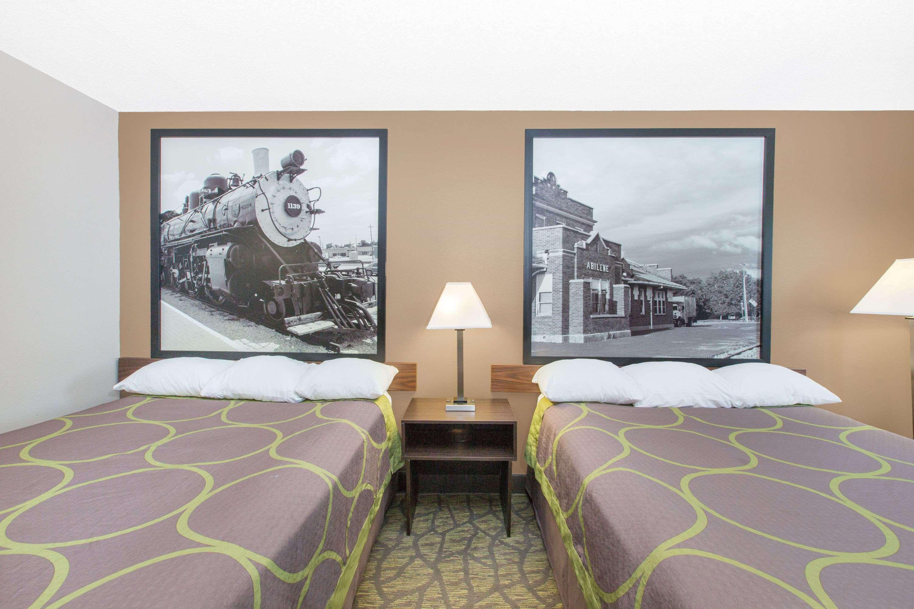 Super 8 By Wyndham Belleville Esterno foto