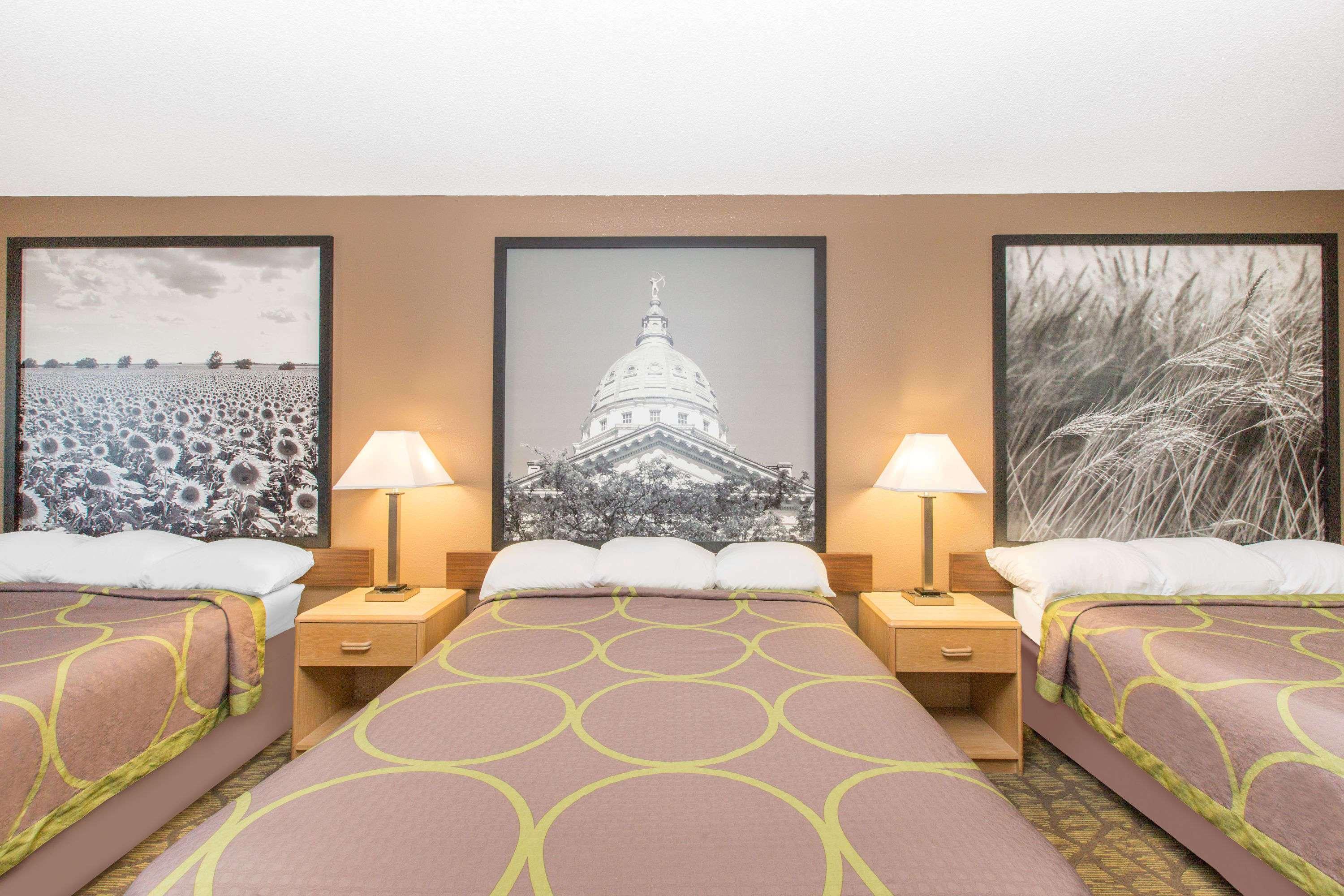 Super 8 By Wyndham Belleville Esterno foto