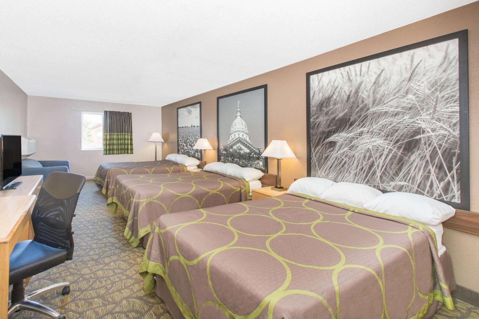 Super 8 By Wyndham Belleville Esterno foto